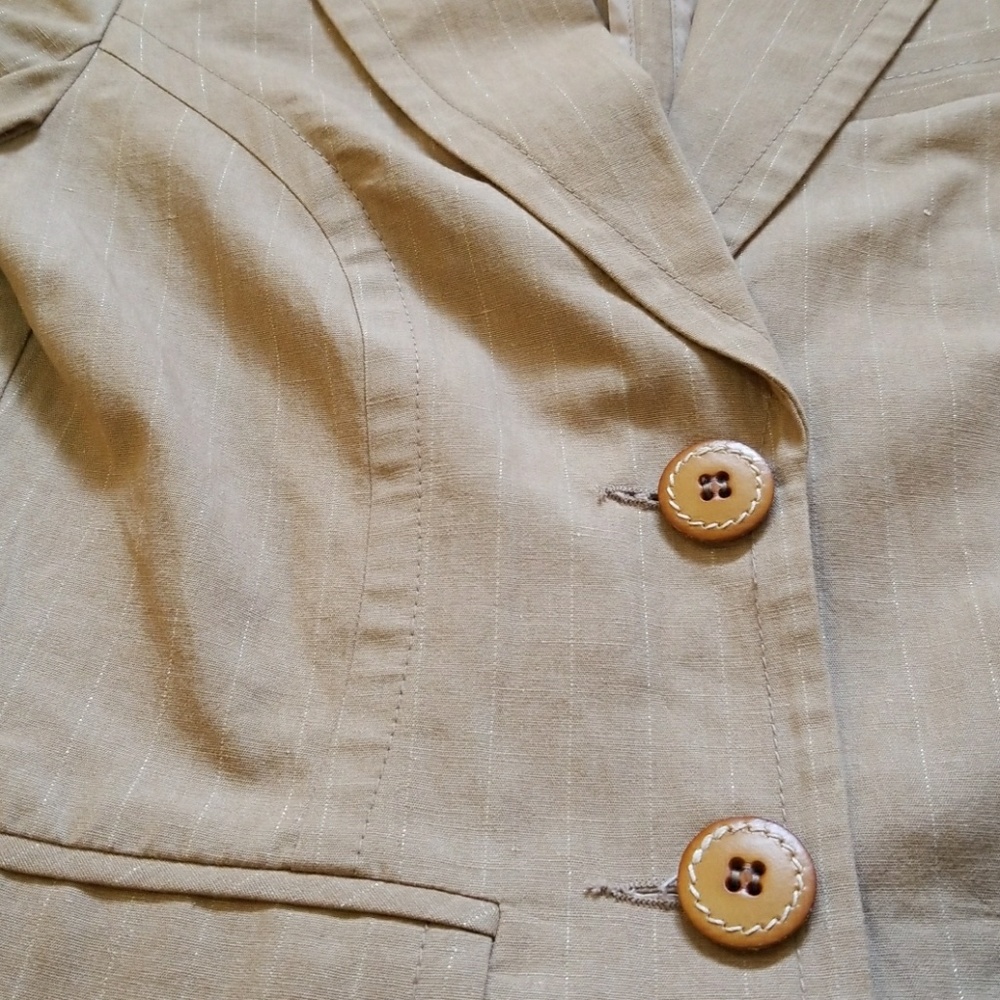 Trina turk blazer size 6 - Picture 3 of 7